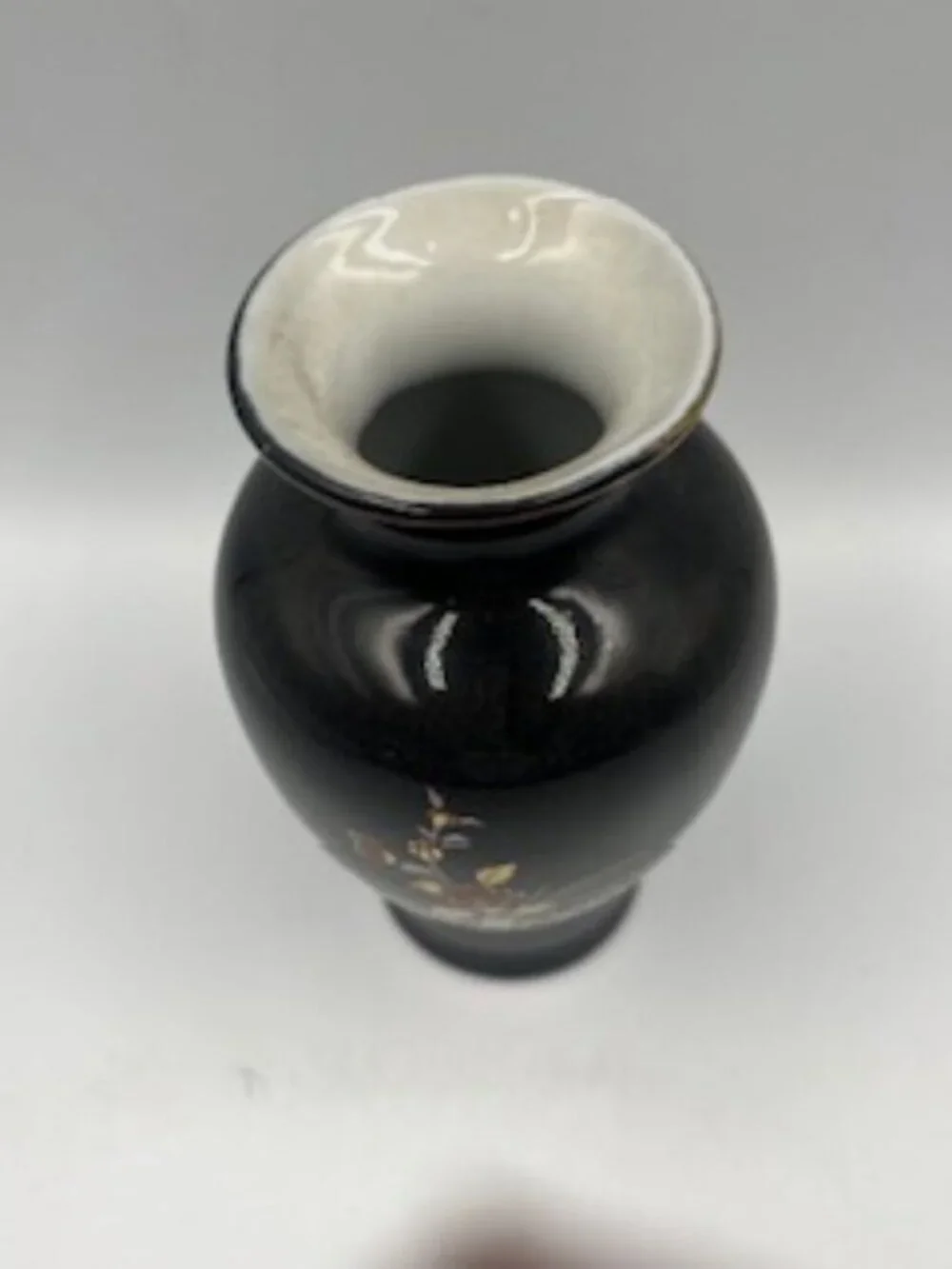 Vintage‎ Black Japanese Porcelain Vase floral Design Gold Trim
